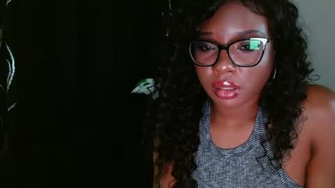 Snapshot of krystalblakexxx chatting on July 30, 1:26 am Krystal Blake online show from July 30, 1:26 am