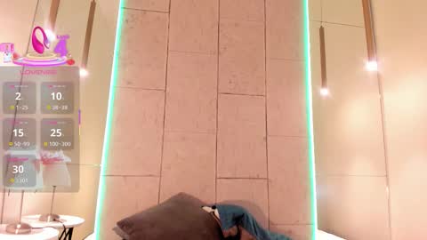 krystalswift_ online show from February 28, 3:40 am