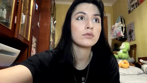 Mira online show from February 25, 8:29 pm