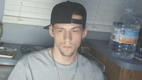 Snapshot of krytiar1992 chatting on October 2, 5:36 am krytiar1992 online show from October 2, 5:36 am