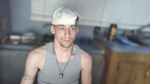 Snapshot of krytiar1992 chatting on February 17, 7:16 am krytiar1992 online show from February 17, 7:16 am