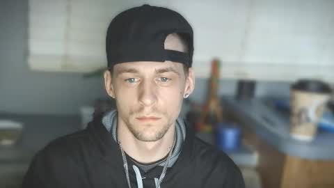 Snapshot of krytiar1992 chatting on March 9, 7:01 am krytiar1992 online show from March 9, 7:01 am