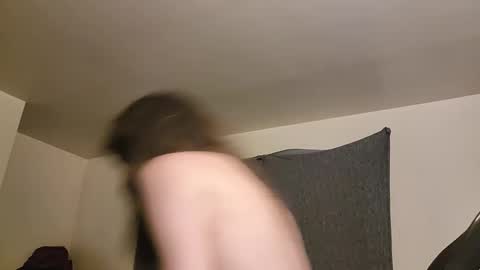 Snapshot of kubish1 chatting on September 14, 6:12 am Kubish online show from September 14, 6:12 am