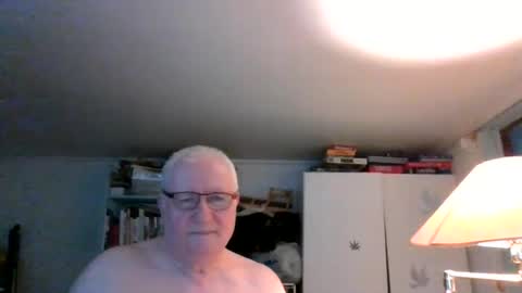 Snapshot of kukken18 chatting on May 11, 3:51 pm Kukken18 online show from May 11, 3:51 pm