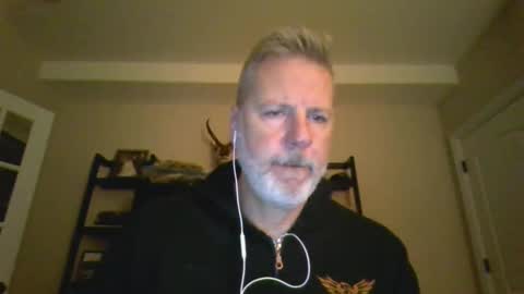 Snapshot of kum_kevin chatting on May 27, 9:50 am kum_kevin online show from May 27, 9:50 am
