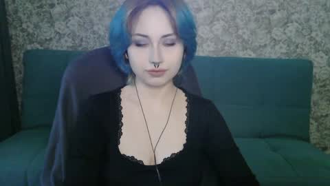 Alice online show from April 9, 2:22 pm