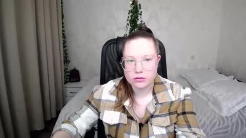 kuri_u online show from January 10, 11:12 am