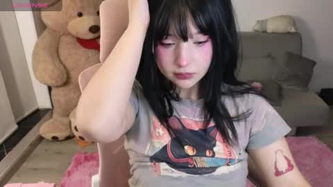 Snapshot of kurochan420 chatting on May 6, 3:02 am Andy online show from May 6, 3:02 am
