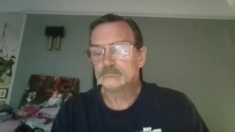 kurt3398 online show from May 10, 10:48 pm