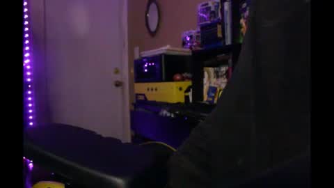 Snapshot of kushgoth chatting on May 24, 12:04 am Kushgoth online show from May 24, 12:04 am
