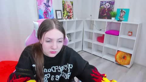 Kvetachka Thu-Sun 0900am-1500pmGTM2 online show from December 10, 1:00 am