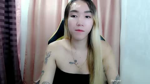 kweenie1026 online show from March 27, 5:45 pm