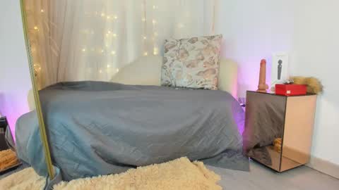 kyany  online show from December 21, 11:28 am