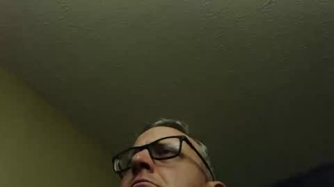 kykcils2 online show from March 28, 11:32 am