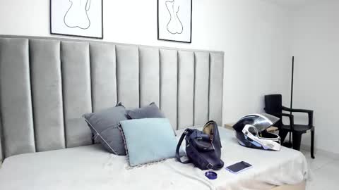 Snapshot of kyla_left chatting on November 7, 1:00 pm Wadjett Emmy online show from November 7, 1:00 pm