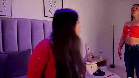 Snapshot of kyla_left chatting on November 15, 12:23 pm Wadjett Emmy online show from November 15, 12:23 pm