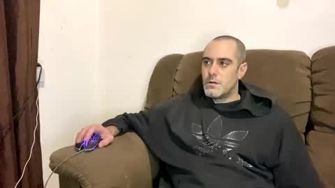 Snapshot of kyle67527 chatting on January 6, 2:58 am kyle67527 online show from January 6, 2:58 am