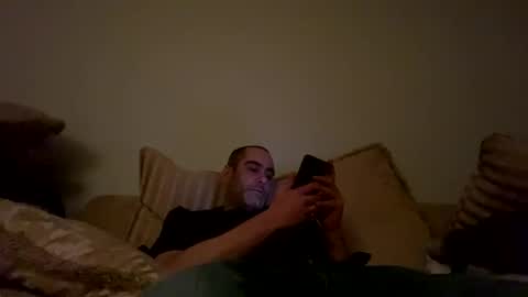 Snapshot of kyle67527 chatting on March 2, 5:44 am kyle67527 online show from March 2, 5:44 am