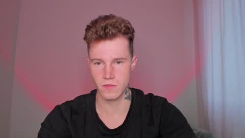 Snapshot of kyle_4u chatting on December 6, 6:04 am Kyle online show from December 6, 6:04 am