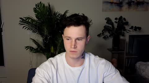 Snapshot of kyle_4u chatting on January 30, 3:40 pm Kyle online show from January 30, 3:40 pm