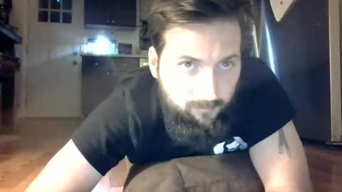 kylesingers online show from October 26, 7:58 am