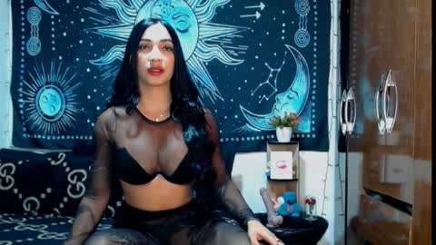 Snapshot of kylie_capricorn chatting on October 12, 7:46 pm kylie online show from October 12, 7:46 pm