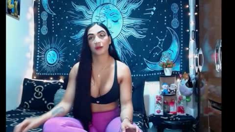 Snapshot of kylie_capricorn chatting on May 28, 10:29 pm kylie online show from May 28, 10:29 pm