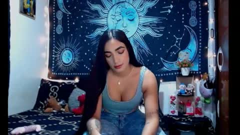 Snapshot of kylie_capricorn chatting on May 30, 7:55 pm kylie online show from May 30, 7:55 pm