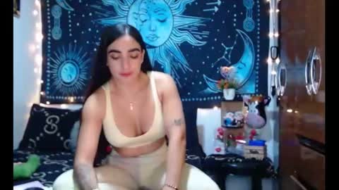 Snapshot of kylie_capricorn chatting on July 1, 11:15 pm kylie online show from July 1, 11:15 pm
