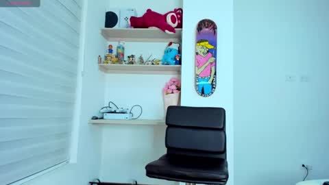 Kylie  online show from September 11, 11:49 pm