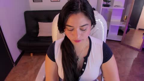 kylie online show from January 29, 1:07 pm