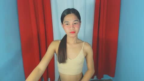 kylie online show from February 6, 12:16 pm