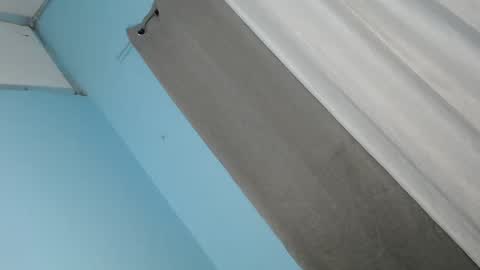 kylie online show from February 18, 12:17 pm