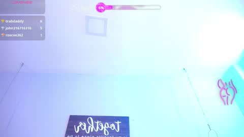 kylie_ls online show from March 4, 6:37 am