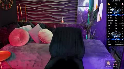 Kylie online show from November 9, 5:39 am