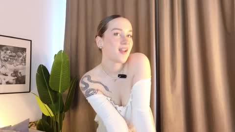 Anna online show from February 10, 9:47 am