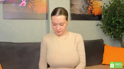 Anna online show from October 6, 11:29 am