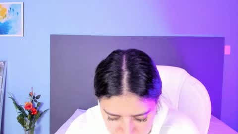 Kylie Reyes  online show from March 8, 7:53 pm