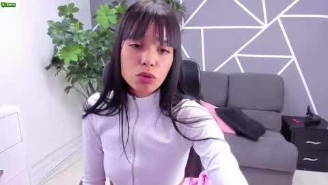 kylie online show from March 20, 4:50 am