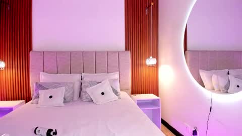 kloe sofia online show from September 15, 1:44 pm