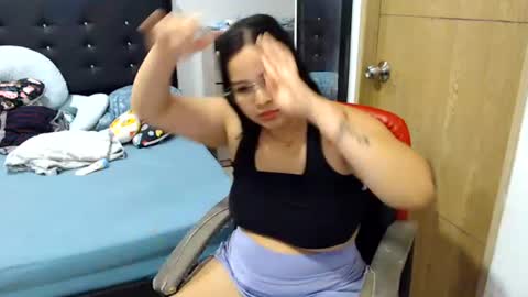Snapshot of kylie_switch chatting on July 24, 1:36 am Instagram Kylie switch followme buy lovense here online show from July 24, 1:36 am