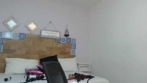 Melissa online show from November 9, 10:46 am