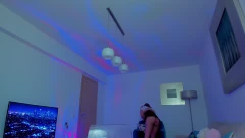 KYLIE online show from December 16, 7:04 am