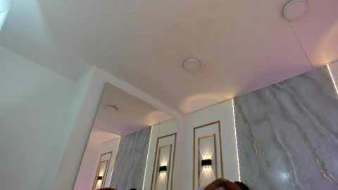 Kylie  online show from October 12, 12:04 pm