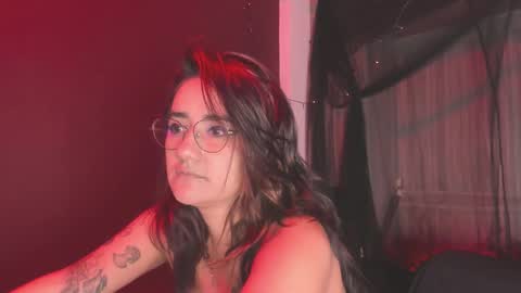 K Y L I E online show from December 21, 12:45 pm