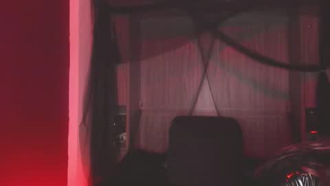 K Y L I E online show from January 9, 12:52 pm