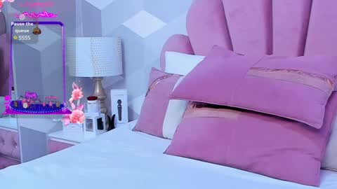 Kylie jl online show from January 11, 4:48 am