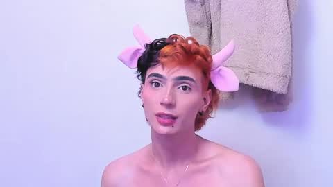 Kylie jl online show from April 15, 2:51 am