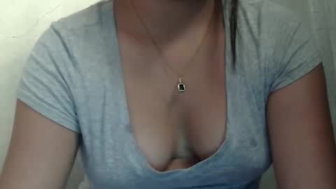 kylie online show from March 18, 1:42 am