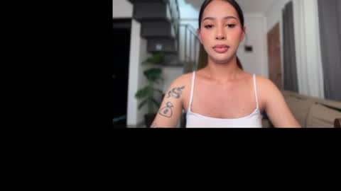 Snapshot of kyll_collins chatting on July 2, 6:19 am kyll_collins online show from July 2, 6:19 am